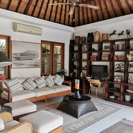 Villa Aliya Sanur Екстериор снимка